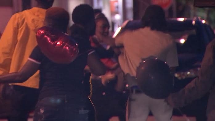 Tiroteo provoca caos durante vigilia de joven que fue asesinado en Filadelfia