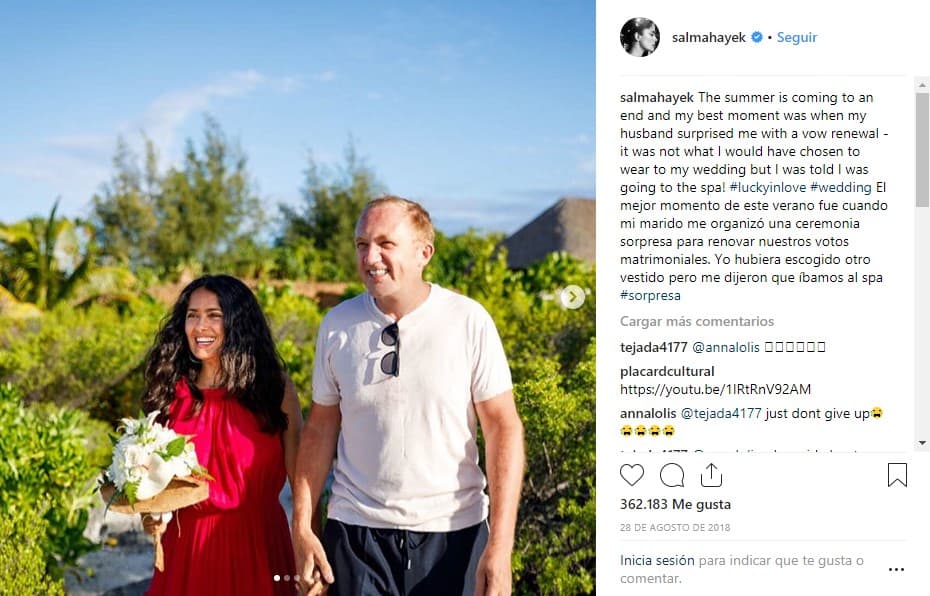 En agosto del 2018 y tras 9 años de matrimonio, la pareja reafirmó su amor en una romántica ceremonia que se realizó en Bora Bora, en la Polinesia Francesa.