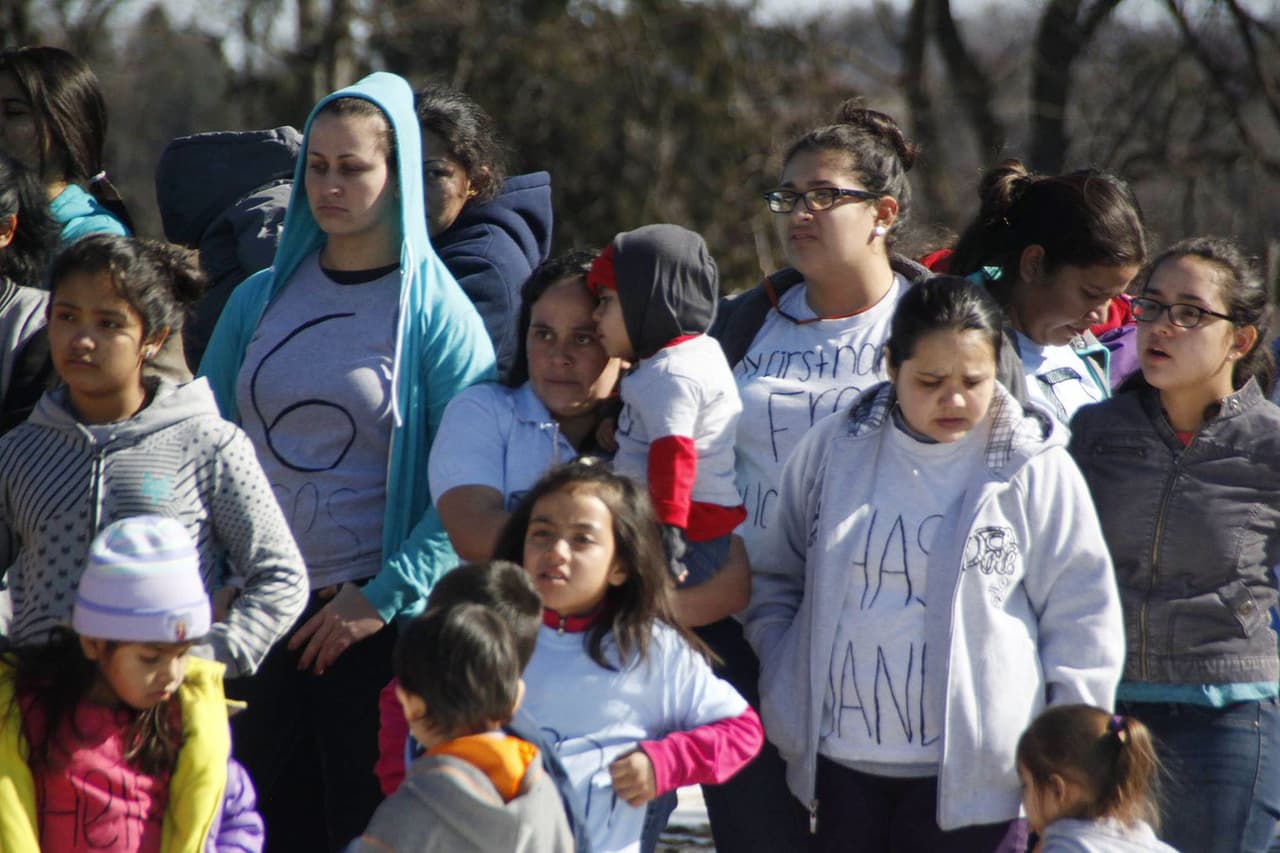 Crece huelga de hambre en cárcel de ICE que pide liberar a inmigrantes que claman asilo en EEUU
