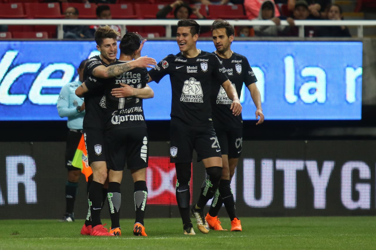El gol llegó tras un certero remate de cabeza picado a centro de Erick Aguirre.