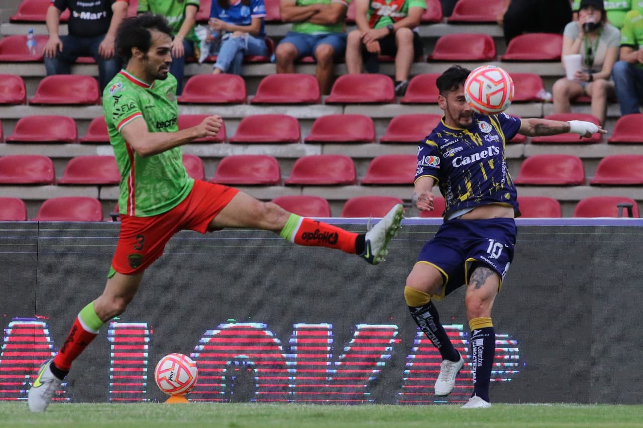 Un gol de Alan Medina al 57’ le permitió a FC Juárez rescatar el empate en casa ante el Atlético San Luis en duelo adelantado de la Jornada 16 del Apertura 2022. Previamente, Sabin Merino había adelantado a los visitantes por la vía de los 11 pasos al 22’.