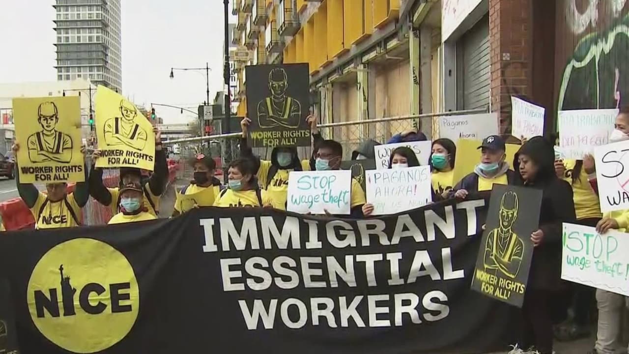 Trabajadores hispanos reclaman que empresa tiene más de 4 meses sin pagarles su salario