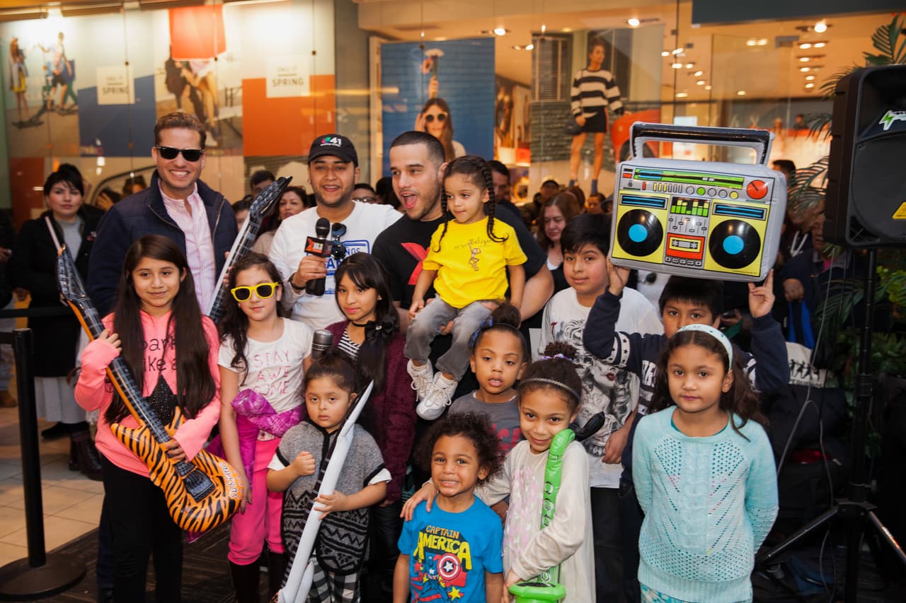 El Carnaval de Diversión de Pequeños Gigantes reunió a familias latinas en Nueva York.