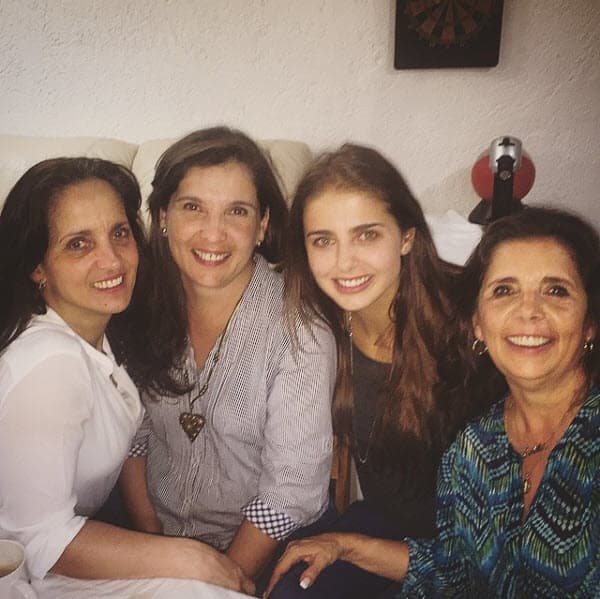 En 2017 
<a href="https://www.univision.com/temas/michelle-renaud">Michelle</a> se convirtió en la embajadora de la campaña Vive con glamour, en el marco del Día Mundial contra el Cáncer de Mama, donde fomentó a las mujeres a que se comprometan con su cuerpo y detecten cualquier anormalidad a tiempo.