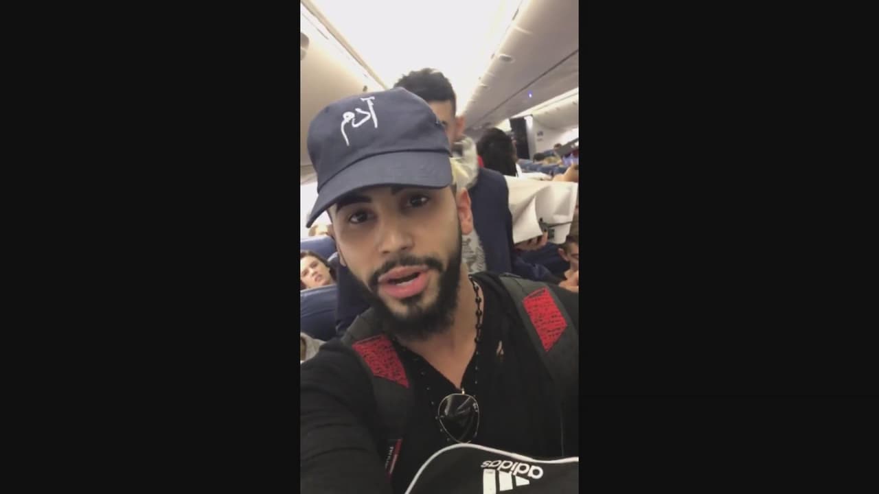 Lo que sabemos y lo que no del vuelo del YouTuber bromista expulsado de un vuelo de Delta