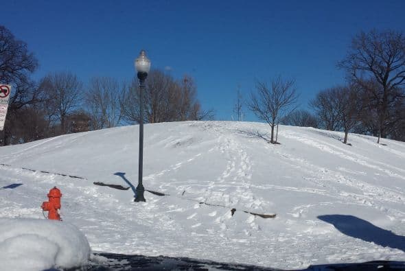 Desde Baltimore, Maryland, Travieso Perez envía una foto que muestra las calles completamente repletas de nieve.