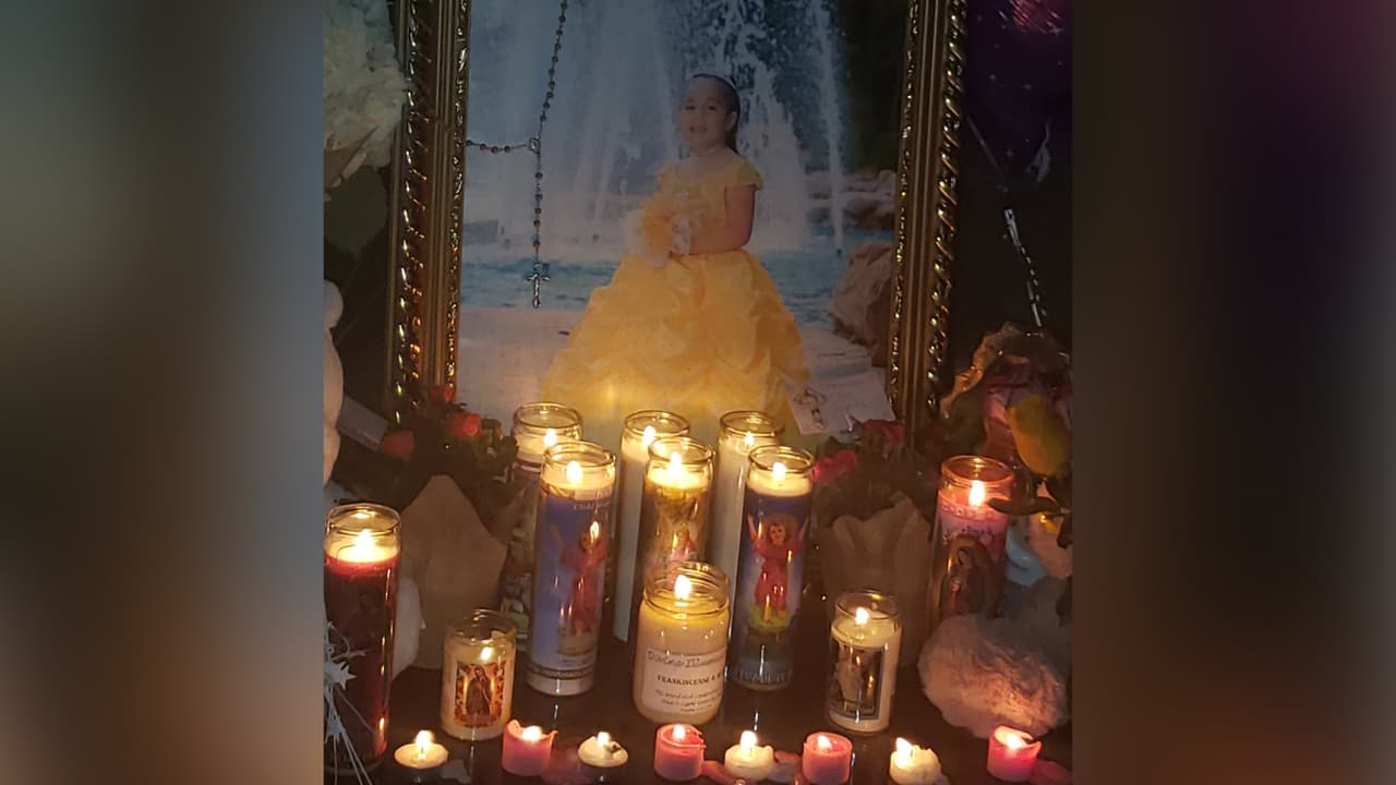 El Departamento de 
<a href="https://www.univision.com/temas/policia"><b>Policía</b></a> de Conroe informó el martes 17 de noviembre, alrededor de las 7:20 am, que el 
<a href="https://www.univision.com/local/houston-kxln/muere-una-nina-de-6-anos-tras-ser-atropellada-por-un-autobus-escolar-en-conroe-texas"><b>accidente ocurrió</b></a> en la cuadra 2200 de North First Street.
<br>