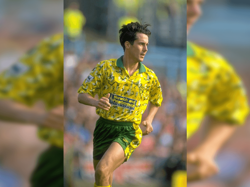 Norwich Ctiy, playera de Local 1992-93.