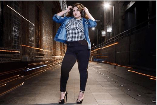 Ha sido fotografiada con todo tipo de atuendos, desde trajes de baño hasta ropa casual.