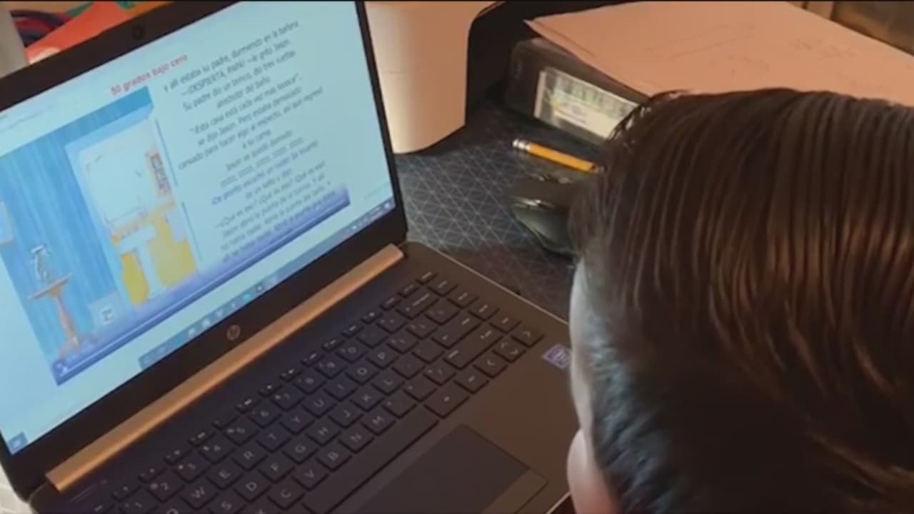 El Distrito Escolar de Dallas ofrece recursos y actividades para alumnos en línea