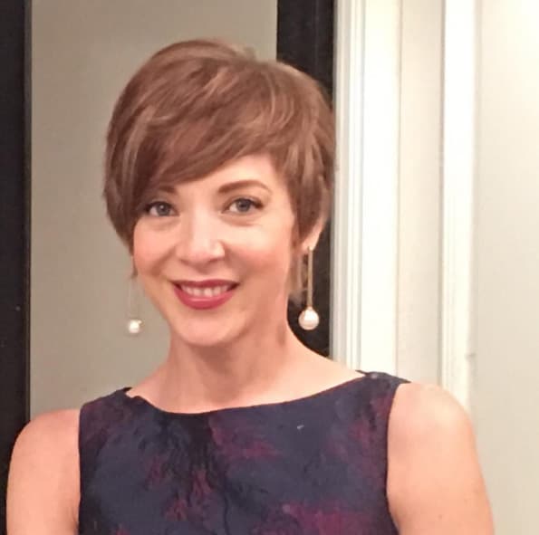 Edith González está decidida a recuperarse del cáncer que padece y lo hace con el mejor humor. "Porque vida solo hay una!!!!! #i❤️uall #fuerzafuria" compartió en "Instagram".