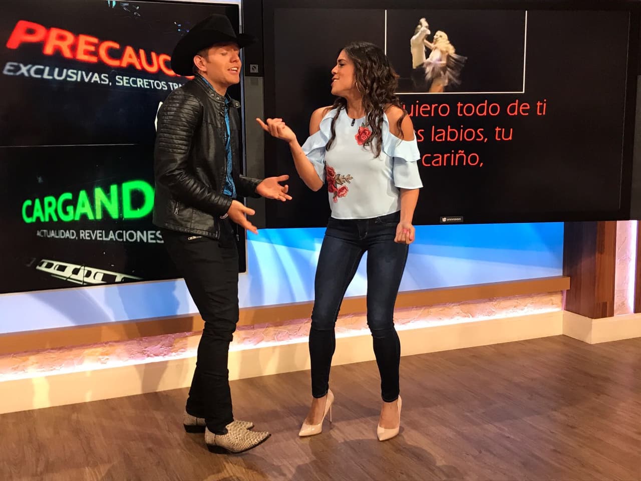 El Dasa y Francisca mostraron que tiene mucho estilo para cantar.