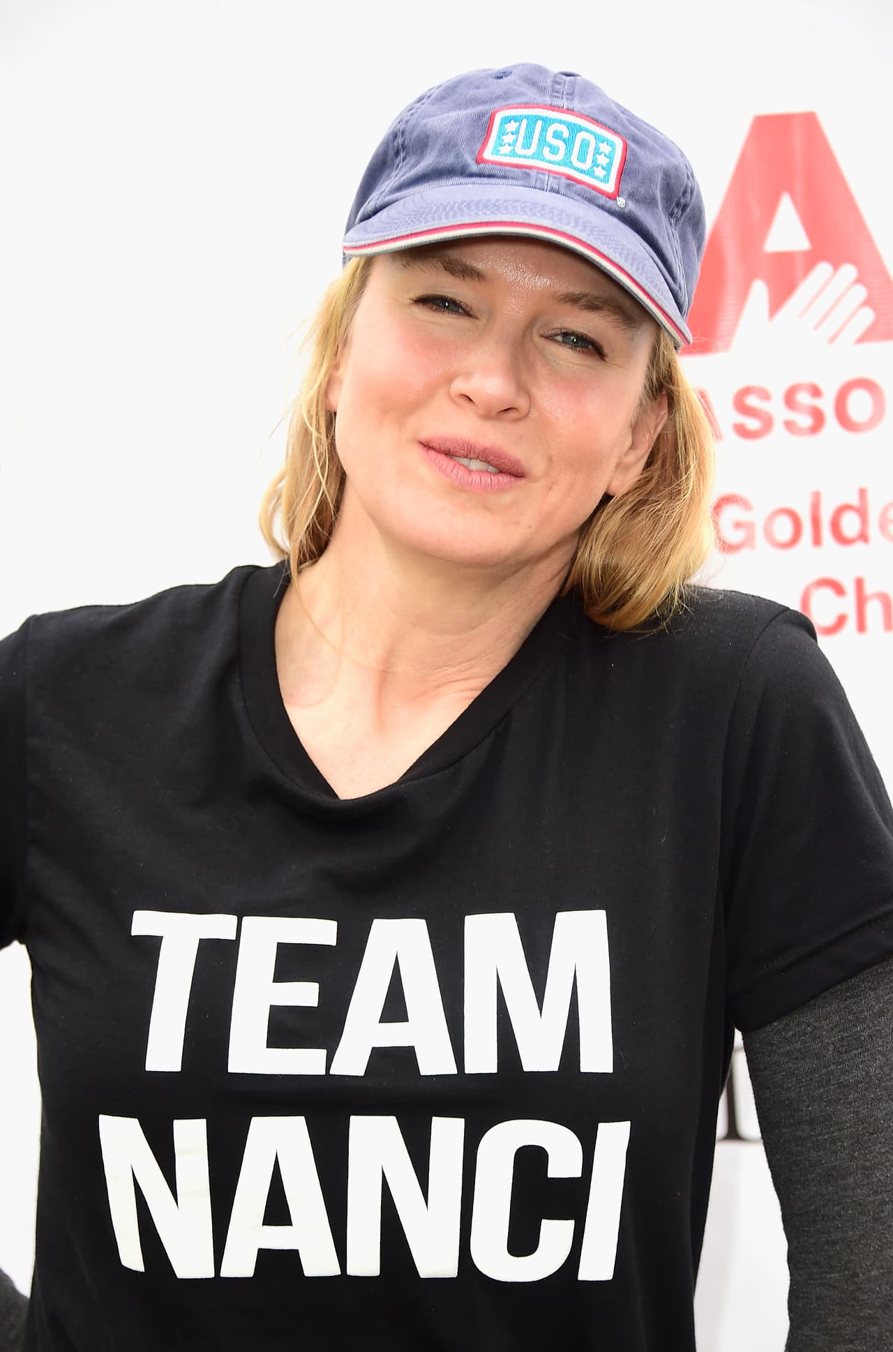 A Renée Zellweger le preguntan por su peso en la calle