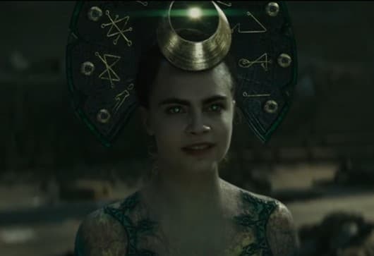 <b>Cara Delevigne</b>
<br>Entre el ‘outfit’ atrevido de Harley Quinn y la actuación de Jared Leto en ‘Suicide Squad’, se opacó la participación de Cara Delevigne en la película. Y es que la actriz dio vida a June Moone, también conocida como la villana Enchantress.