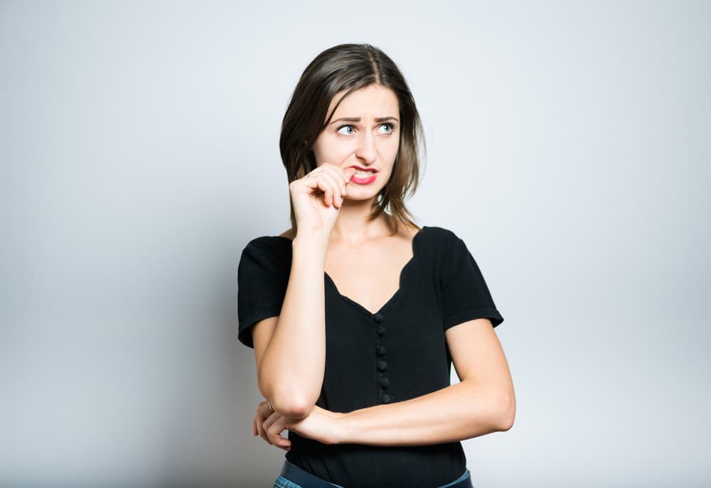 Peligros que debes evitar: Ocuparte de pequeñeces, o sea, ahorrar centavos, pero dilapidar dólares sin percatarte de dónde estás poniendo realmente tu interés. Dejar que las personas negativas ocupen tu tiempo.