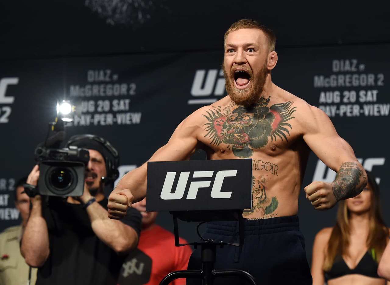 El dominio de McGregor en 2015 fue notable, al punto que fue el luchador del año para varias publicaciones especializadas, con lo que su fama y la UFC se fueron a las nubes.