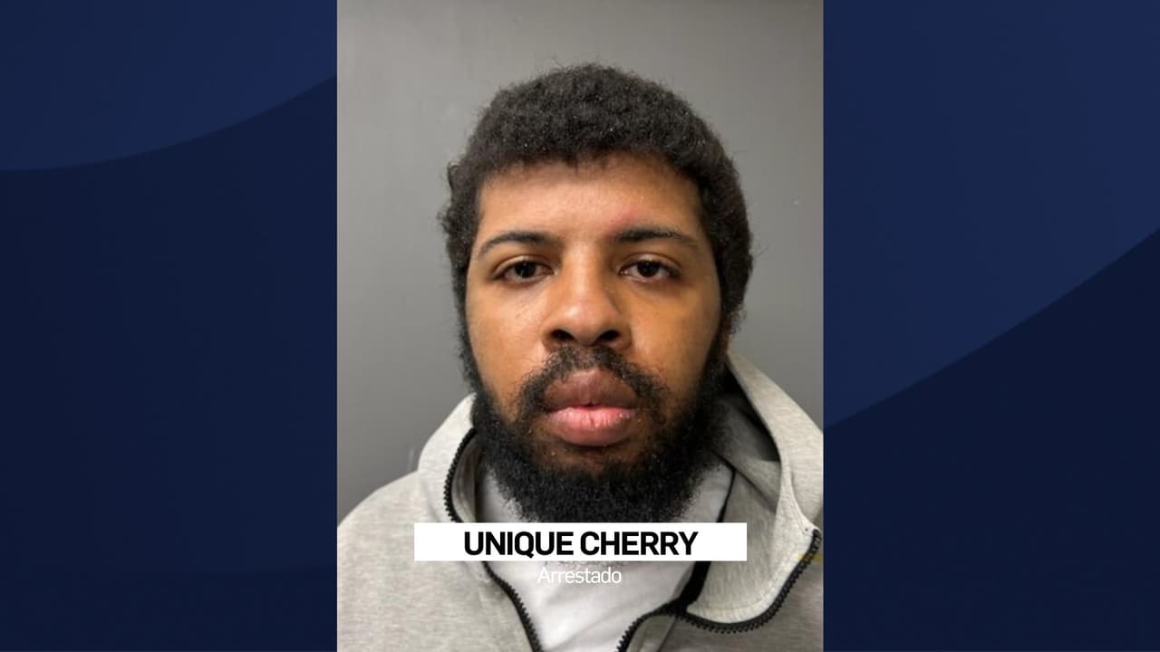 Acusan a joven de 25 años de provocar tres incendios en viviendas públicas de Brooklyn