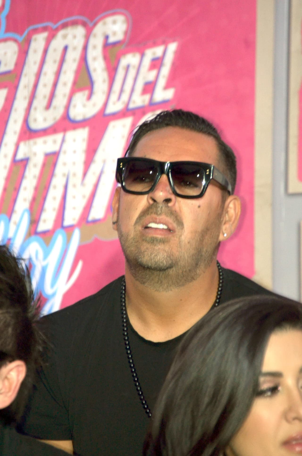 Jorge D'Alessio opinó que 
<a href="https://www.univision.com/famosos/lupita-dalessio-confiesa-que-se-dio-besitos-aca-besitos-alla-con-mujeres-cuando-se-iba-de-reventon-fotos" target="_blank"><b>las experiencias</b></a> que tuvo su madre Lupita D'Alessio con mujeres formaron parte de los excesos que ella vivió años atrás.