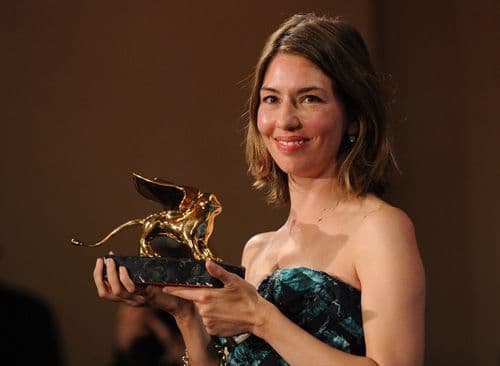 Sofia Coppola: Su casa se ubica en la calle Morton, el hogar de la cineasta fue adquirido junto con su esposo Thomas Mars por 9.6 millones.