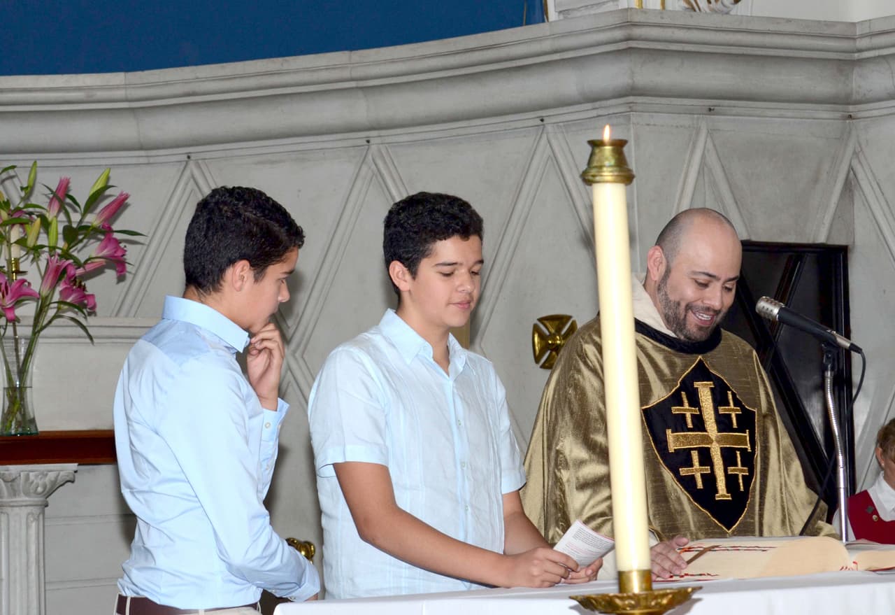 <b><a href="http://www.univision.com/temas/itati-cantoral">Itatí</a></b> descartó la posibilidad de convertirse en una joven abuela, pues sus hijos sólo tienen 16 años de edad.