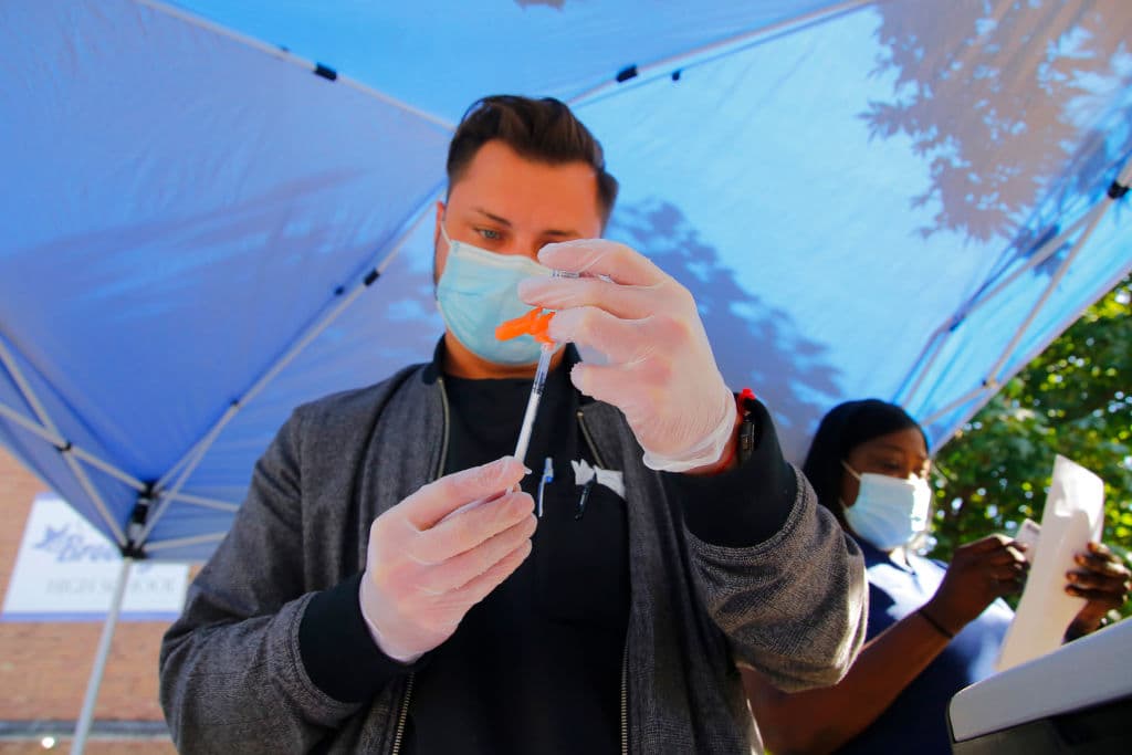 Vacunas obligatorias sí o no: el dilema que divide a Estados Unidos