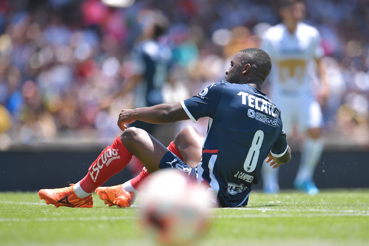 A pesar de haber jugado con 10 futbolistas la mayor parte del juego por la expulsión de Juan Ignacio Dinenno, los Pumas lograron una vital victoria ante Rayados.