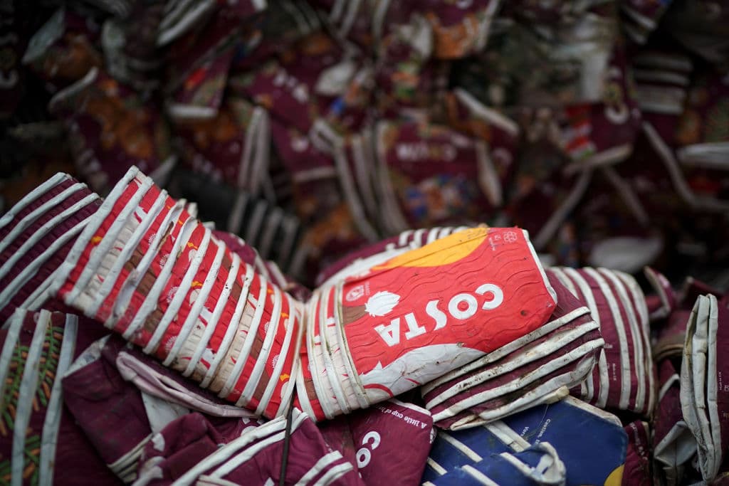 Berkeley busca cobrar 25 centavos extra por vasos desechables en restaurantes y cafeterías