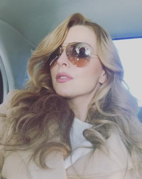 Ahora se ha dedicado por completo a la actuación tanto en melodramas como en teatro.