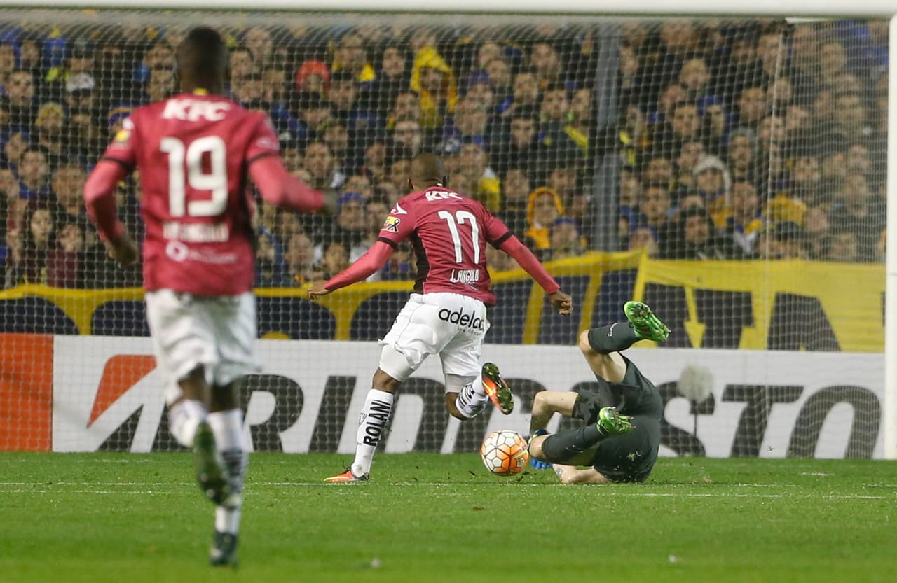 Sin mucho tiempo para adaptarse, Darío Benedetto llegó para las semifinales ante el sorpresivo club ecuatoriano Independiente del Valle.