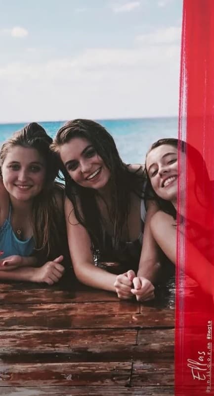 Sofía Castro es la primogénita de Angélica Rivera y José Alberto 'El Güero' Castro, por lo q ue siempre ha apoyado y mostrado su cariño a sus hermanas Ferndanda y Regina.