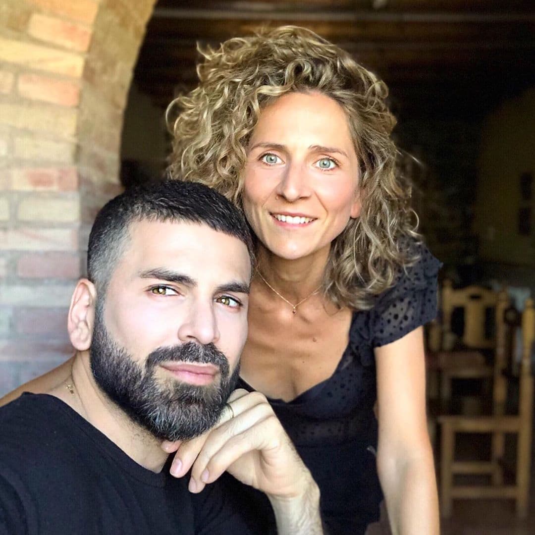 “¡Hola Cari! Solo por avisarte, ayer mamá me preguntó que si yo podía ver tu Instagram, que la pescadera le había dicho que la tenías bloqueada, solo para que sepas”, escribió en el texto.