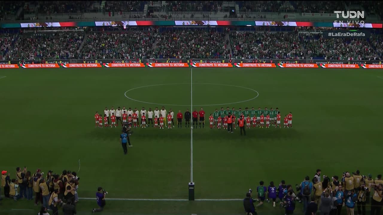 ¡YA SUENA EL HIMNO MÁS HERMOSO DEL PLANETA! El Himno Nacional mexicano retumba en New Jersey