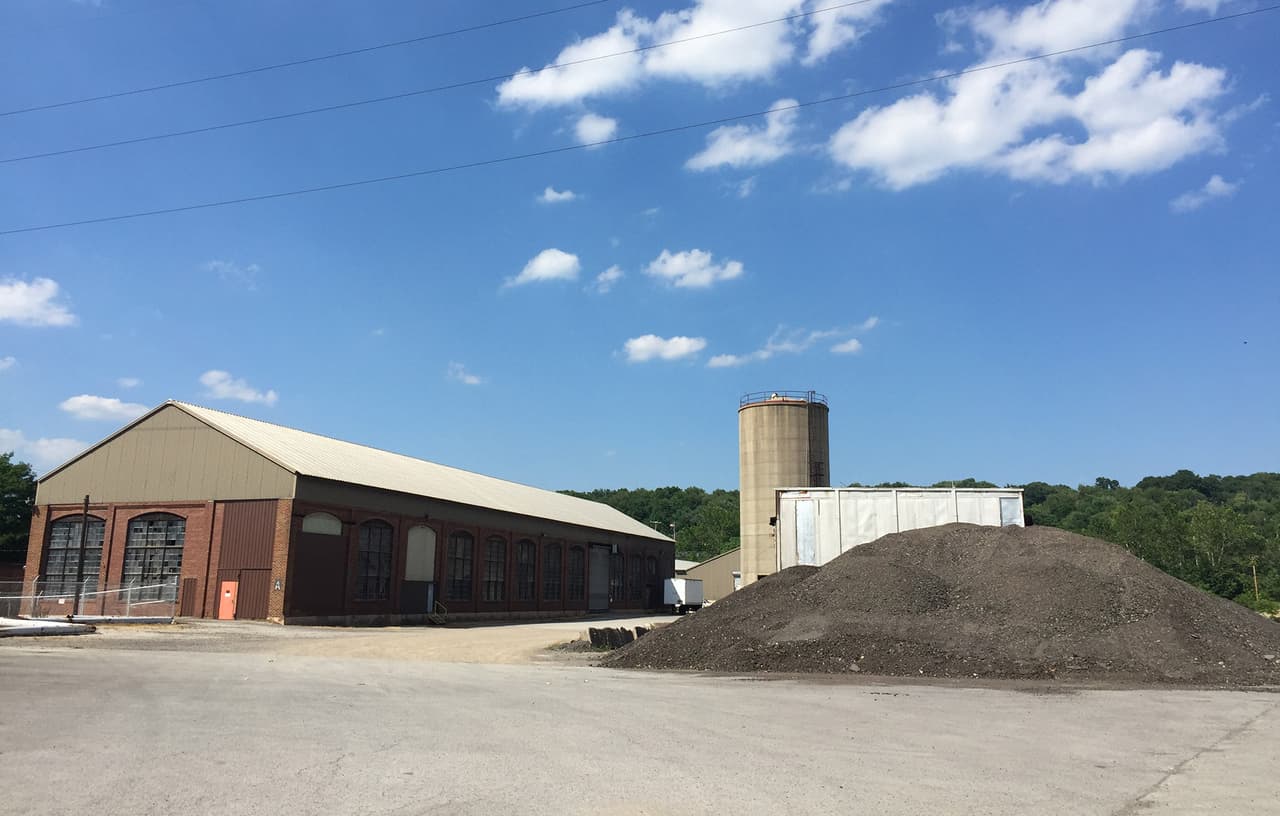 Un depósito del parque industrial Castlo, cerca de Youngstown