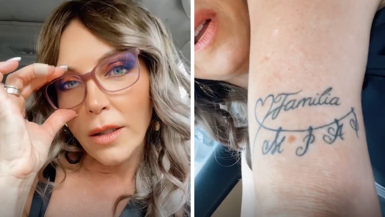 Laura Flores mostró en Instagram uno de los tres tatuajes que se hizo hace unas semanas, dice "Familia" y lo acompañan las iniciales de sus cuatro hijos: María, Patricio, Alejandro y Ana Sofía.