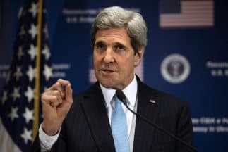 Estados Unidos restringe visas a los rusos