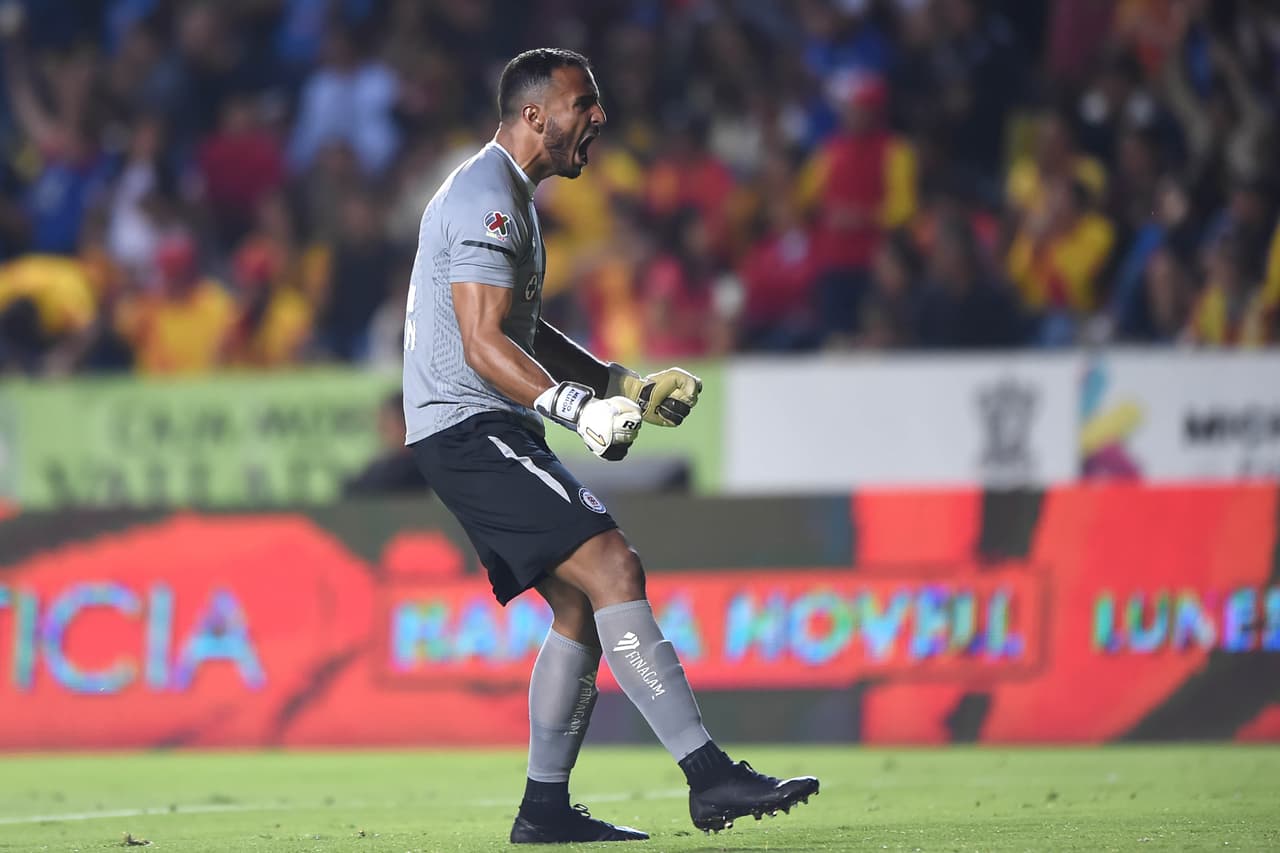 La fiesta fue para el equipo que sueña con romper una racha de 20 años sin títulos, pero que primero debe acabar con esa maldición de los líderes que no quedan campeones.