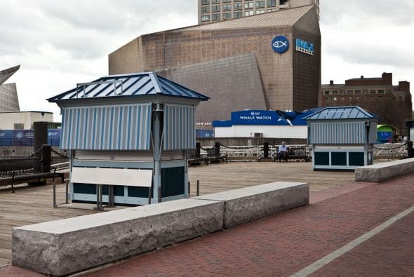 El secretario general de la Interpol, Ronald K. Noble, dijo que “la decisión del FBI y las autoridades estadounidenses de pedir la alerta a la Interpol permitirá a los servicios policiacos y otras agencias alrededor del mundo avisar a las autoridades de EU si han encontrado aparatos similares en sus investigaciones”.