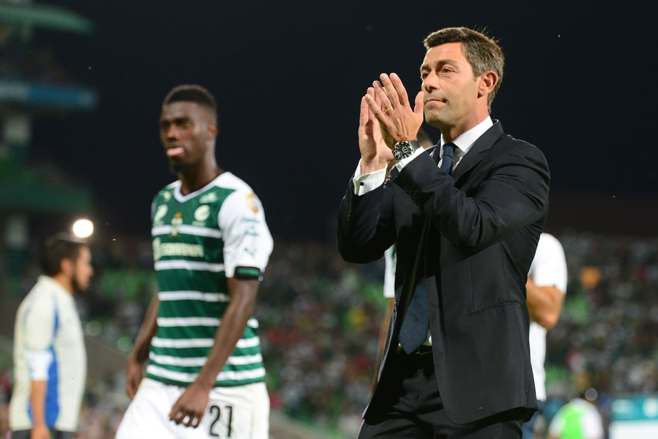 Pedro Caixinha cumplirá cien partidos dirigidos en México ante Chivas