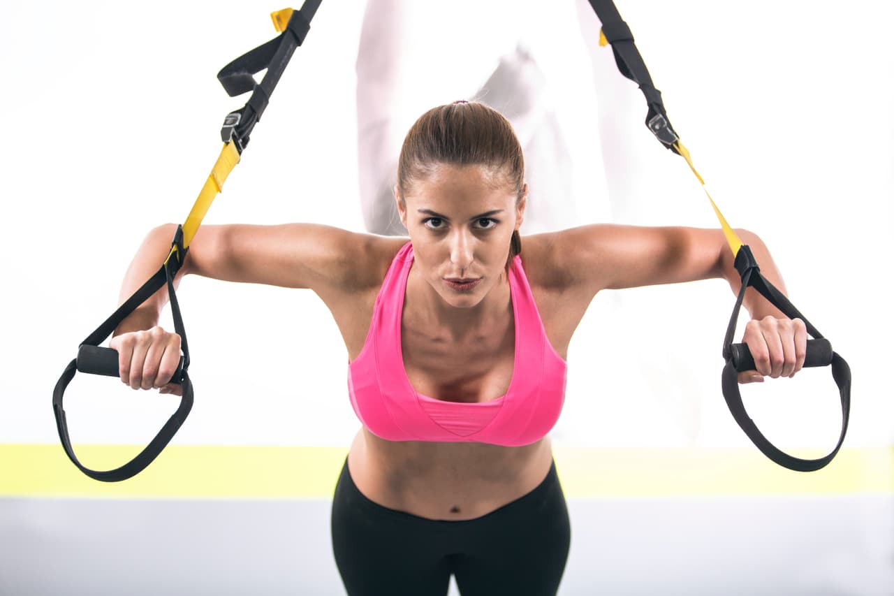 Por una parte es positivo si vas a tus límites, pero si te sobrepasas, tendrías problemas. Unos estarán exagerando ayunos, dietas, ejercicio, trabajos, horas de descanso.