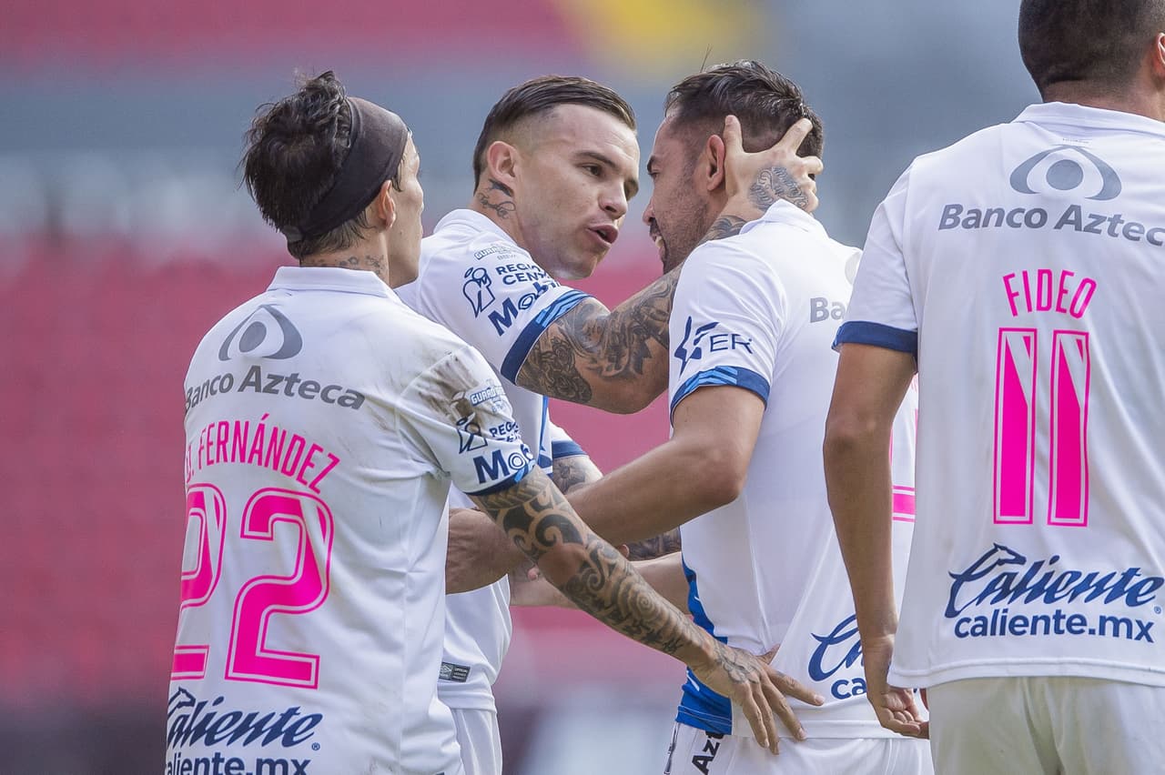 Puebla vence al Atlas y sueña con el repechaje | El cuadro de Reynoso despachó por la mínima a los rojinegros y enciende la esperanza por colarse entre los 12 mejores.