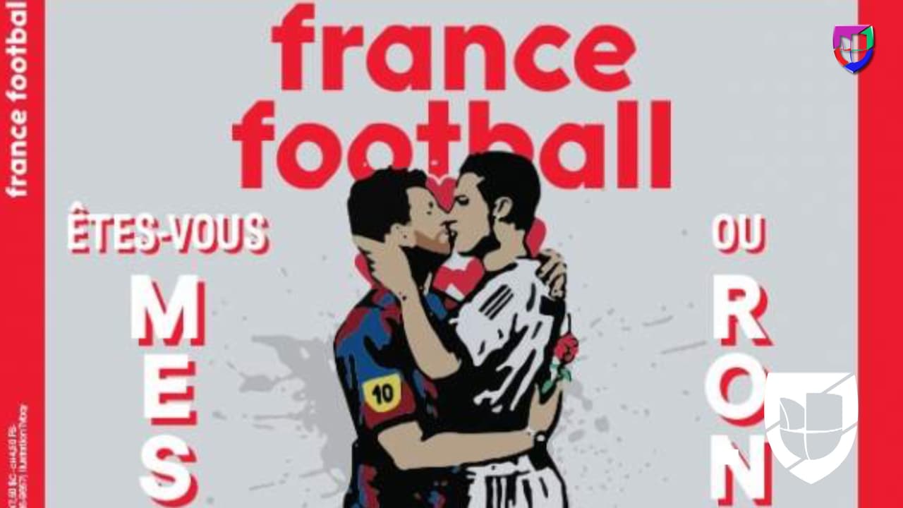 Messi y Cristiano comparten la portada de France Football ¡dándose un beso!

