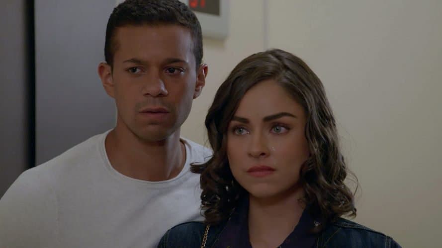 Curiosamente en la trama también personificó a una mujer con una discapacidad. Andrea Medina, su papel, era una joven que había perdido la capacidad de hablar a raíz de un trauma. En esa historia pudo trabajar con Esmeralda Pimentel y José Ron.