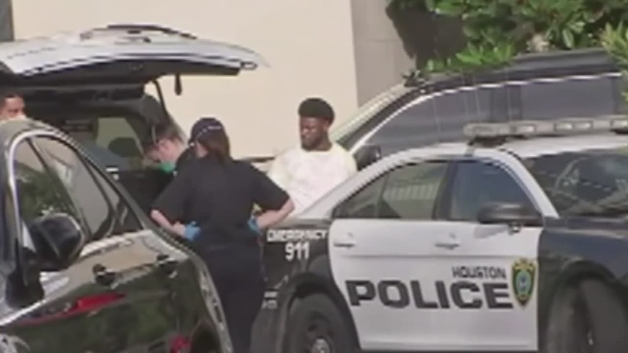 Un hispano es herido de bala cuando tuvo una discusión con otro hombre en un hotel de Houston