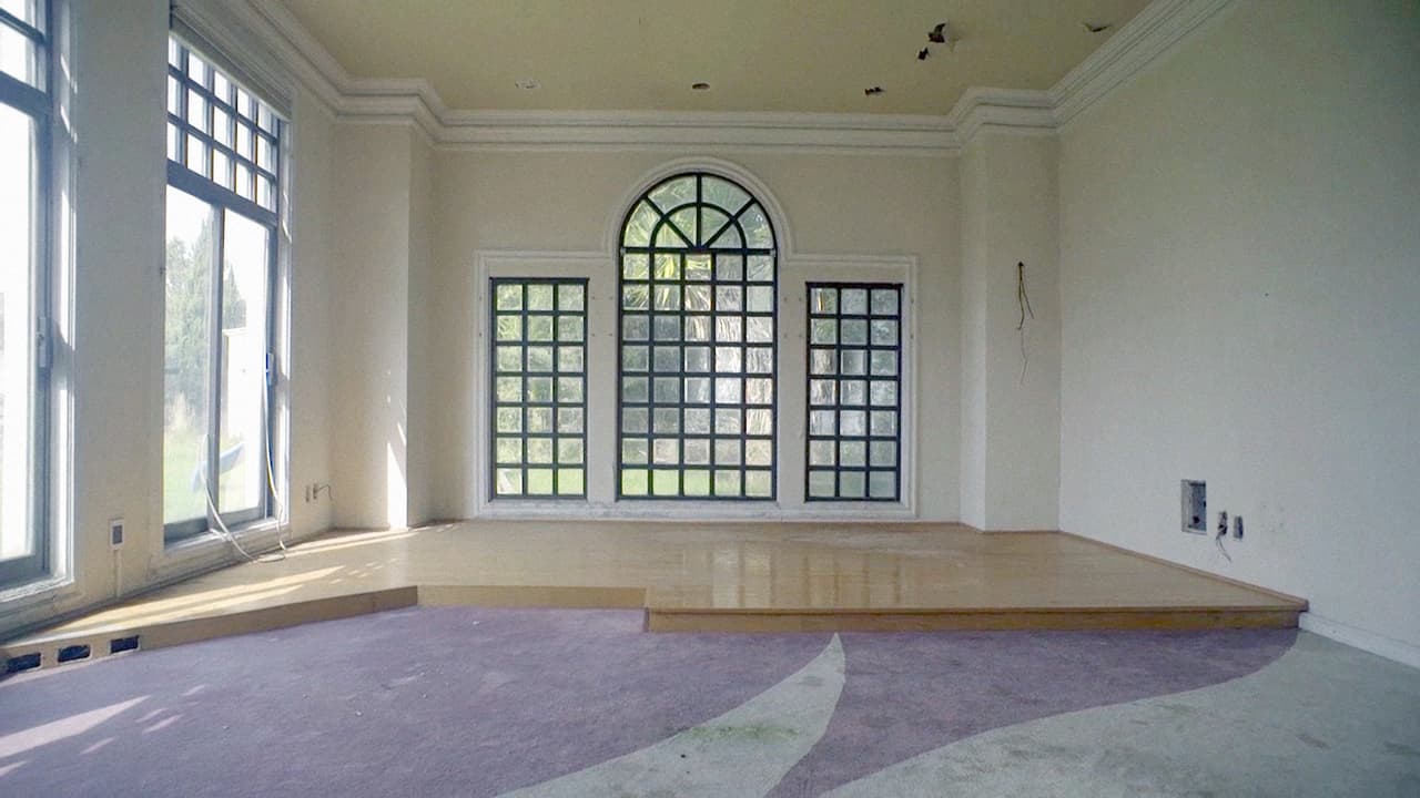 Ricardo Rodríguez Vargas, director general del Servicio de Administración y Enajenación de Bienes (SAE) de la Secretaría de Hacienda y Crédito Público (SHCP), dijo que se trata de inmuebles de alto valor, sobre todo, de delincuencia organizada y narcotráfico.