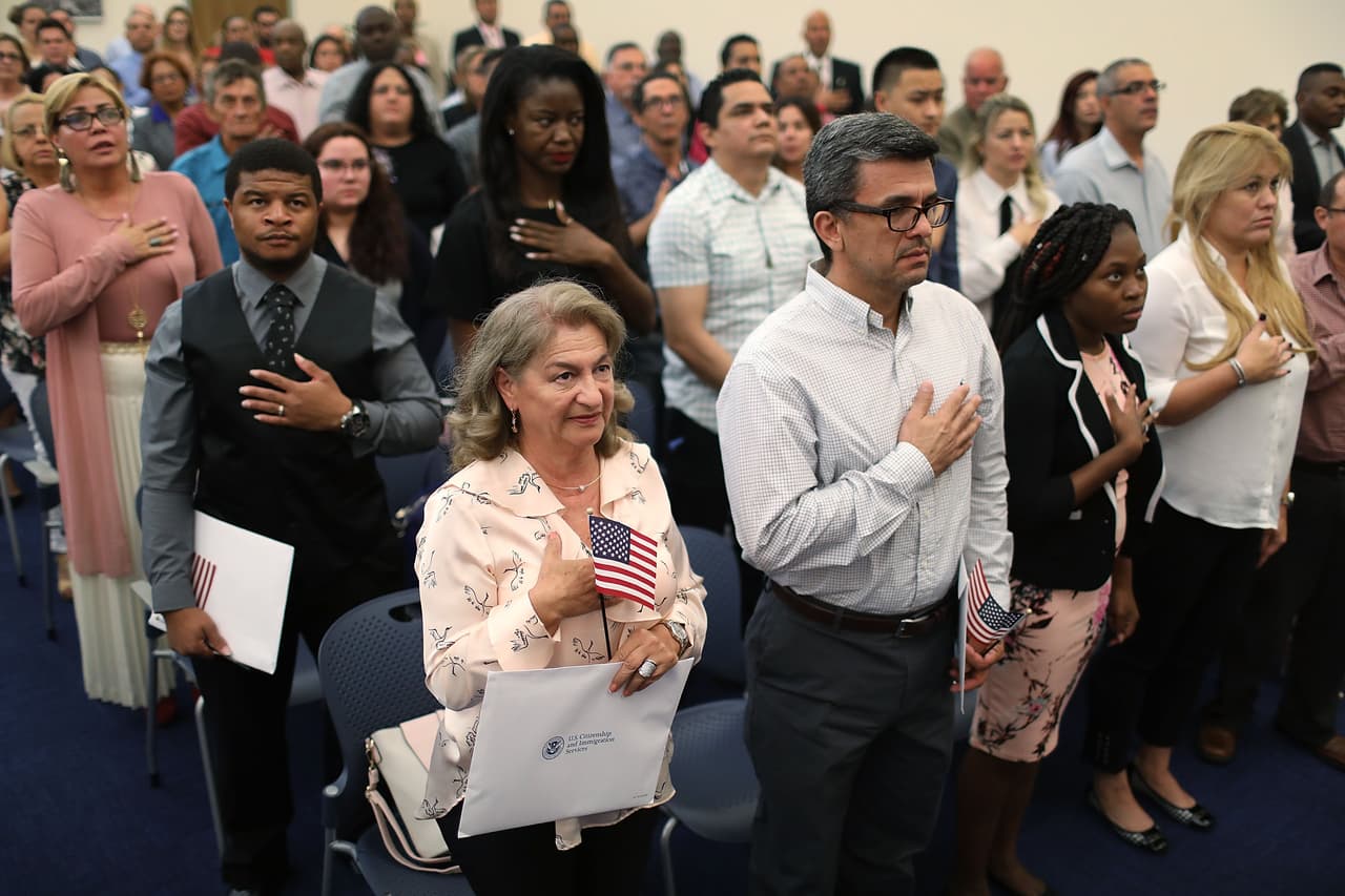 Foto de archivo de una ceremonia de juramentación.