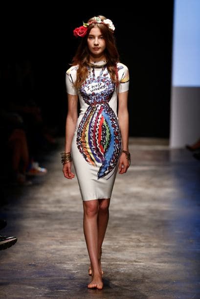 Los estampados pueden ser grandes y vistosos, sobre todo si tienen figuras que simulen curvas femeninas.