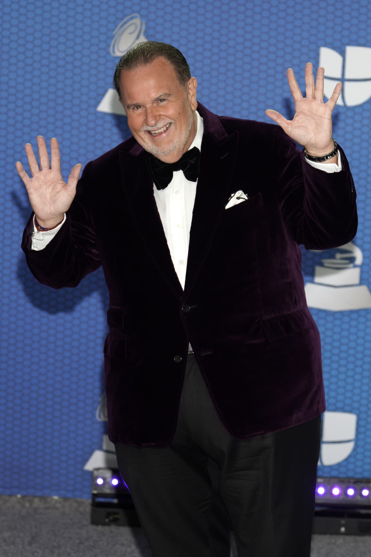 Raúl de Molina se puso de gala y con mucha alegría se preparó para la Noche de Estrellas de la 21 entrega anual del Latin GRAMMY.