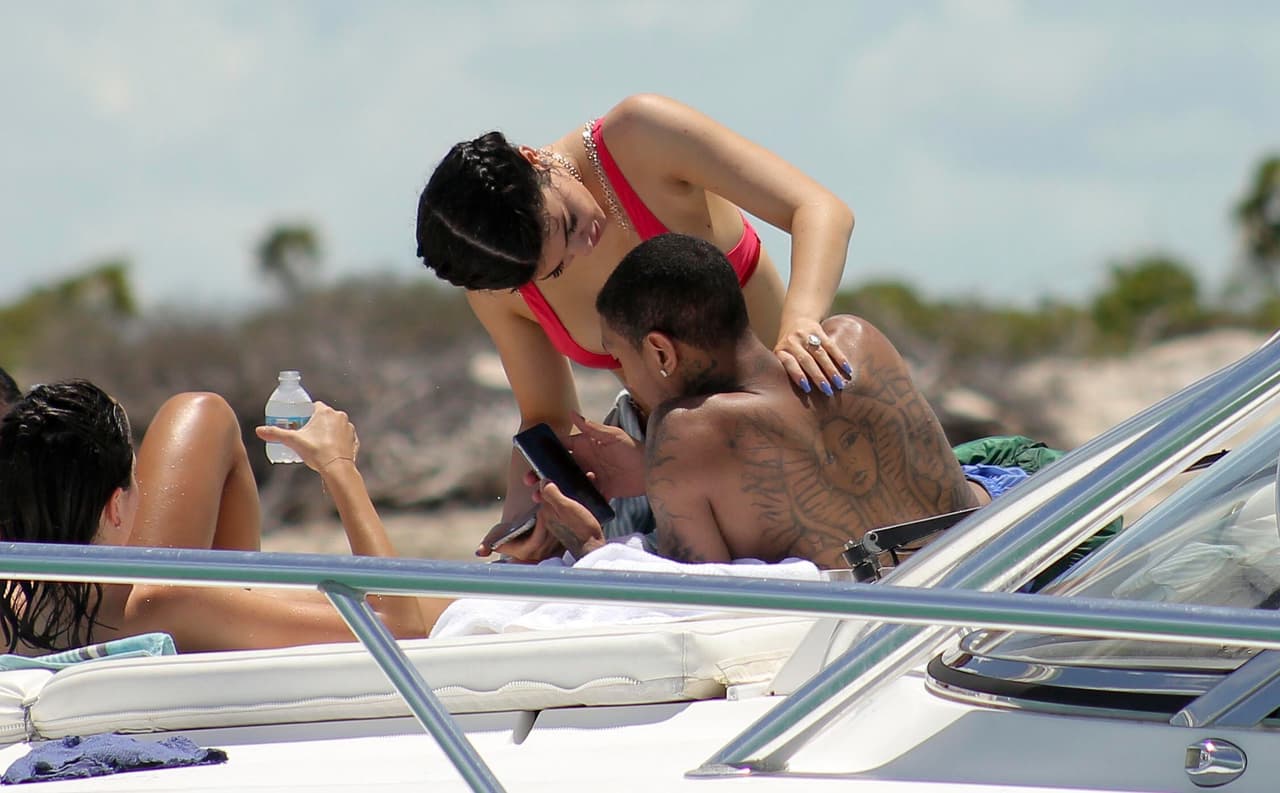 Además, se vio muy enamorada de su galán.