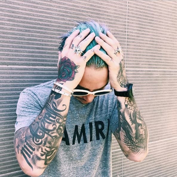 El cantante urbano es uno de los más seguidos en las redes sociales y siempre tiene muchas ocurrencias que comparte a sus 14,2 mm de seguidores en Instagram. Por eso te presentamos un recuento de sus fotos que ha publicado.