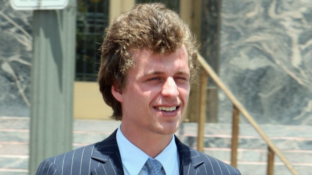 Conrad Hilton es arrestado por irrumpir en la casa de su exnovia